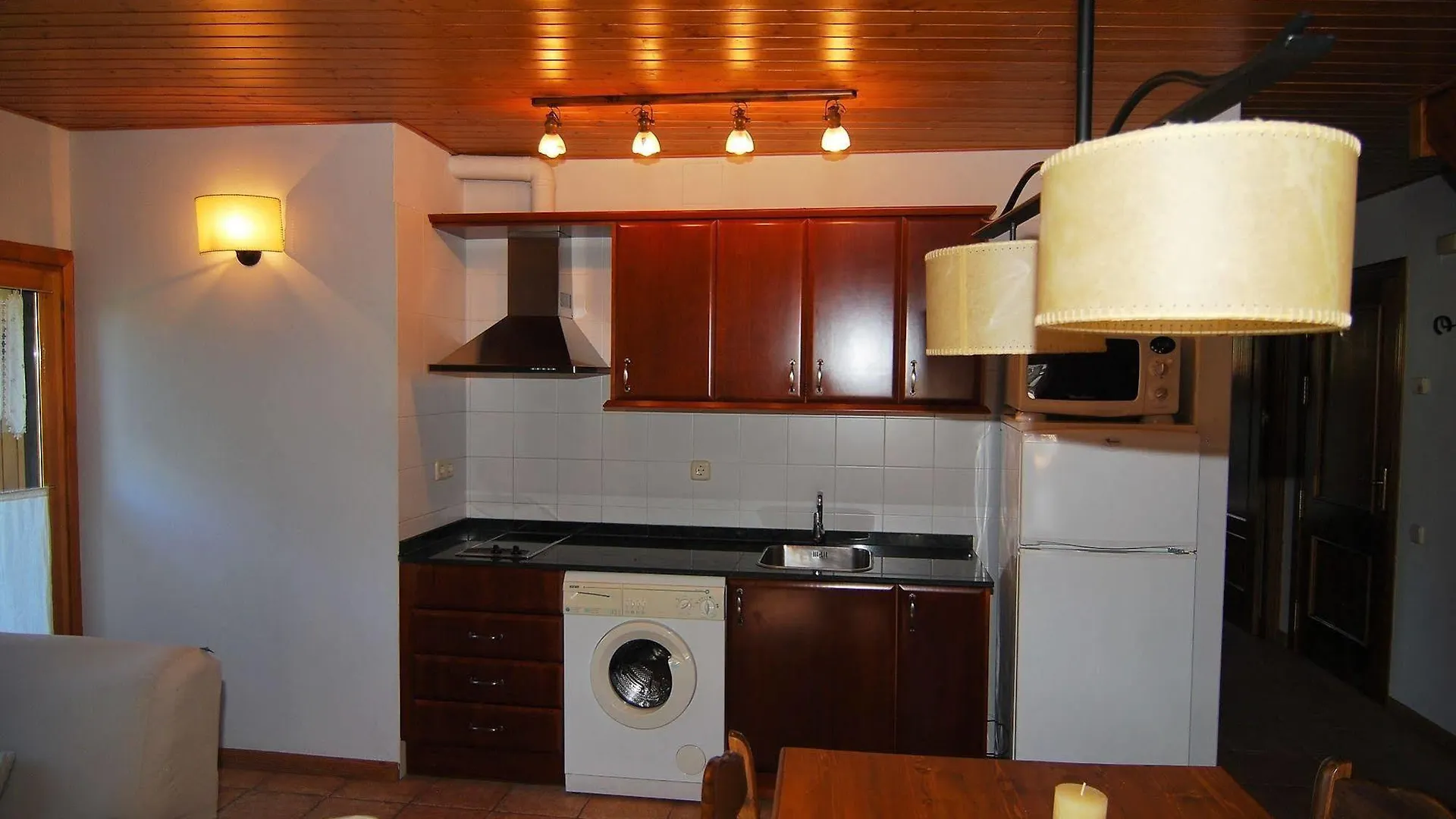 Apartaments Ca De Badia Estación 0*,