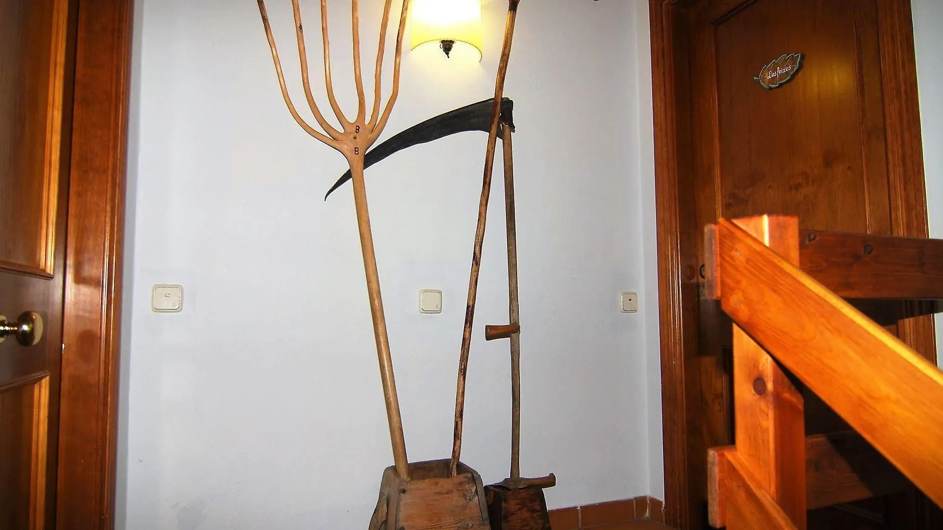 Apartaments Ca De Badia Estación 0*,  España